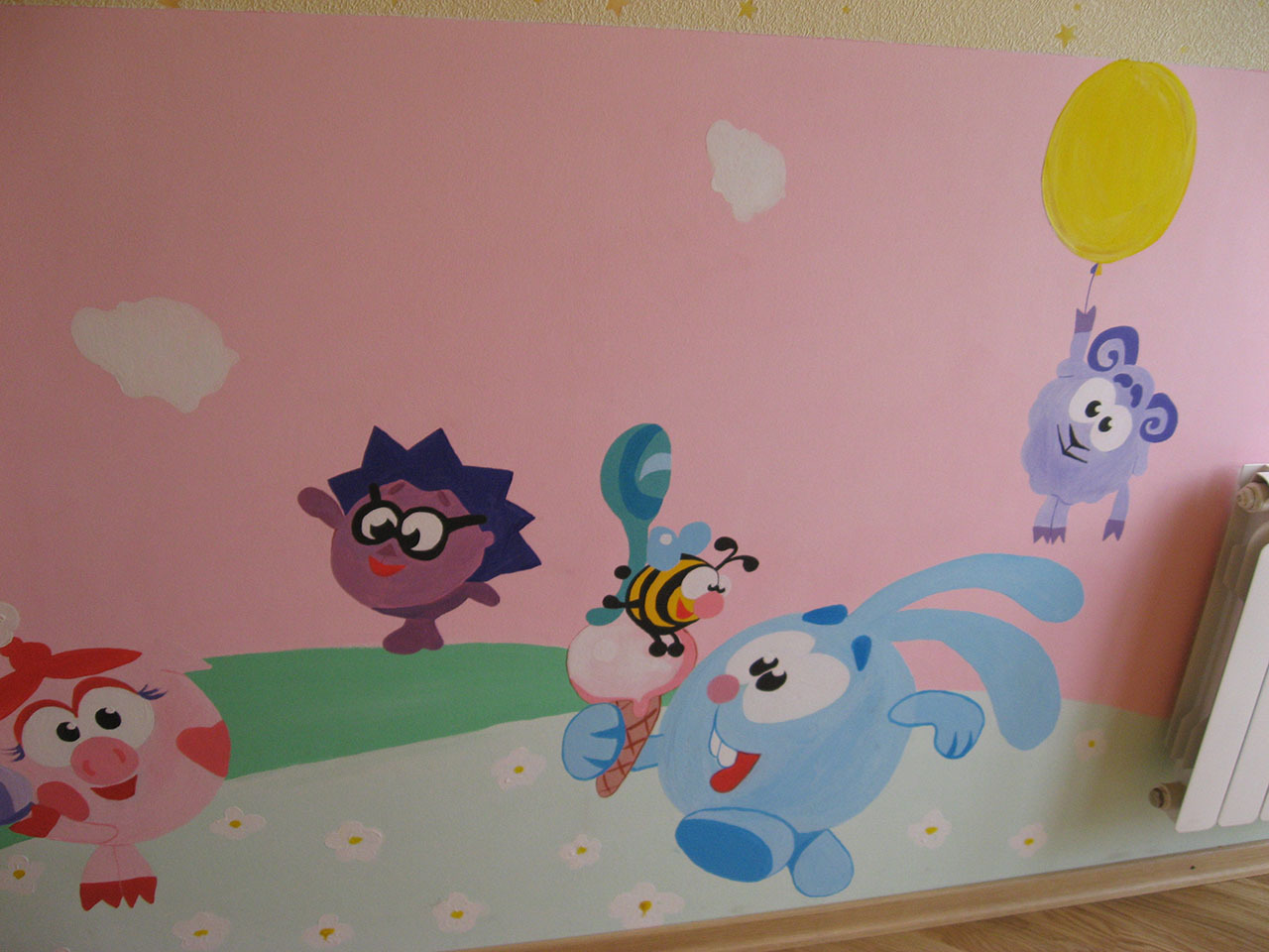 роспись стены в детской комнате